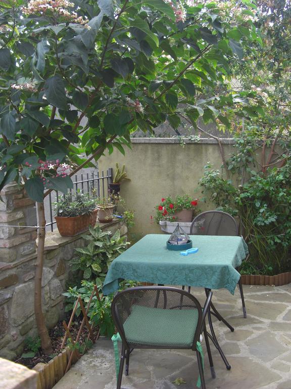 La Morosa Guest House Castel Rigone Екстериор снимка